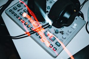 音樂製作的技術分析與案例探討